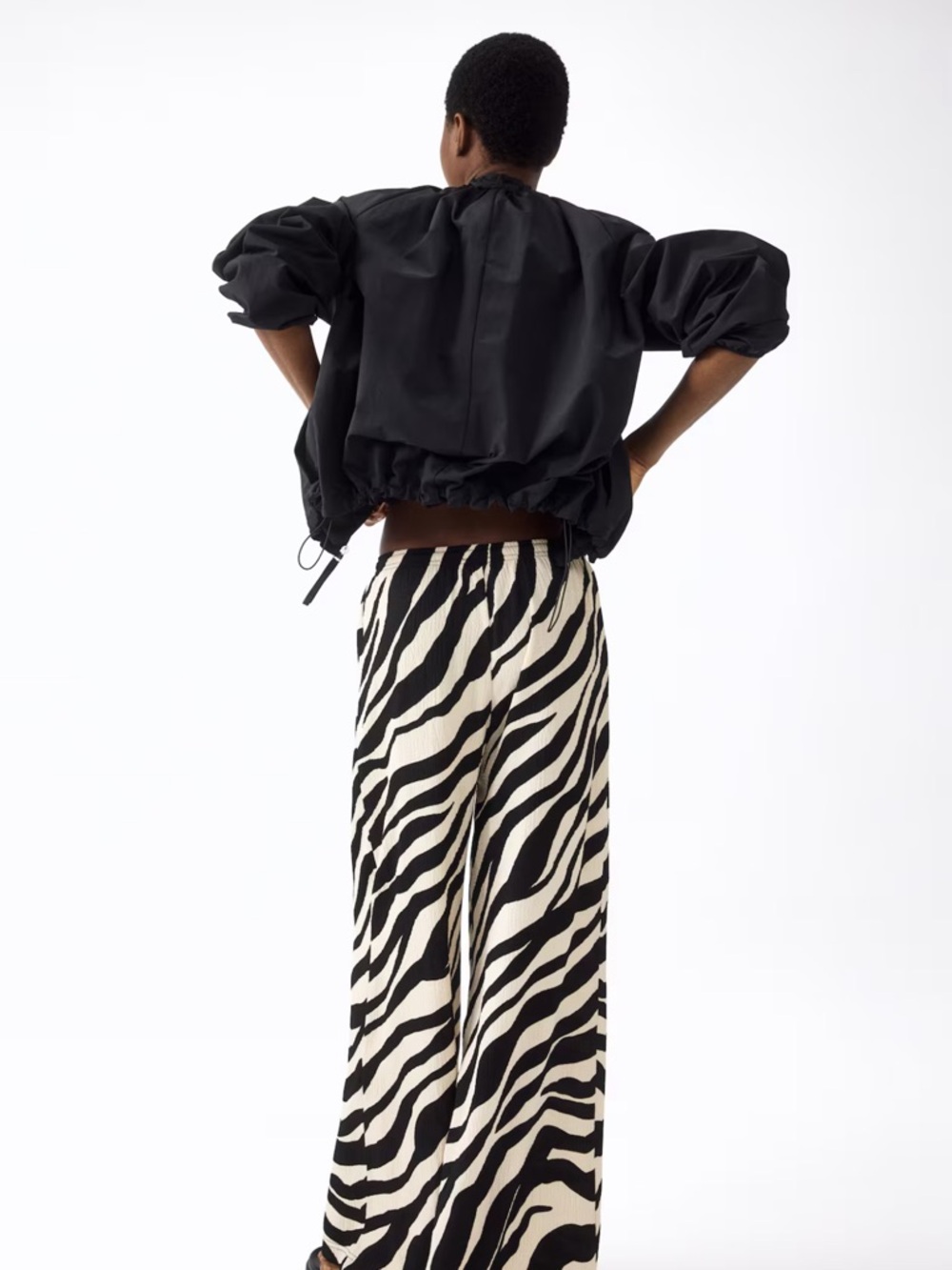 H&M Zebra-Print Wide Leg Pants - Black & Cream - Picture 3 of 6